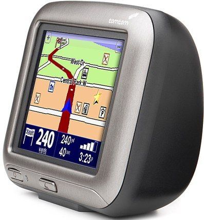 TomTom 1D00780 Refurbished model GO 700 Portable Bluetooth-enabled GPS Navigation with Hands-Free Calling, 12 parallel Channels, 400 MHz ARM920T Processor, 64MB RAM Built-in memory, 2.5 GB Hard drive, 320 by 240 Resolution, Routes cell phone calls through powerful built-in speaker and microphone for hands-free phone access (1D00 780 1D00-780 1D00780 GO-700 GO700 GO 700 1D00780-R)