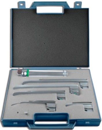 SunMed 5-5233-45 Miller Fiber Optic Set, Convenient, High impact plastic case - for ease of transport, Complete sets of most popular laryngoscope blades, Medium handle and extra lamp included, Kits supplied with chrome plated handle, Includes: medium handle, extra lamp, Miller blades size: 0, 1, 2, 3, 4 & case (5523345 55233-45 5-523345)