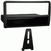 Metra 99-5200 Cougar 99-02/Focus 00-04 Radio Installation Panel, Holds 2 CD jewel cases, KIT COMPONENTS: Radio Housing / Rear Support Bracket, APPLICATIONS: FORD: Focus 2000-04, MERCURY: Cougar 1999-02, UPC 086429077458 (995200 9952-00 99-5200) 