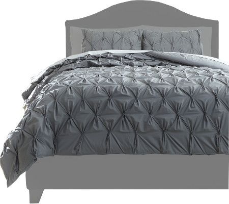 Ashley Q756023Q Rimy Series Queen Comforter Set, 3 Piece Comforter Set that Includes Comforter and 2 Shams, Quilted Pleats in Solid Gray, 200 Thread Count, Cotton, Machine Washable, Dimensions 92.00