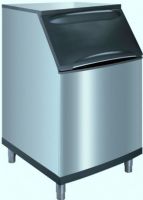 Manitowoc B-570 Ice Storage Bin, Holds up to 430 lb. of ice, 30" wide, space-saving design, Features a stay-open door design for easy access, Interior ice scoop holder for added convenience, Sturdy, adjustable legs create versatility, Soft trim provides a quieter closing sound, Great for cafes, bars, and restaurants, 38" D x 54" H x 34" W Overall, UPC 400010249978 (B570 B-570 B 570) 
