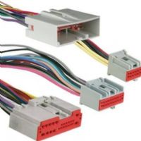 Axxess BT-5520 Bluetooth Integration Harnesses, Plug & Play; Designed to work with Parrot, Ego, and other handsfree kits that use the ISO connectors (BT5520 BT 5520) 