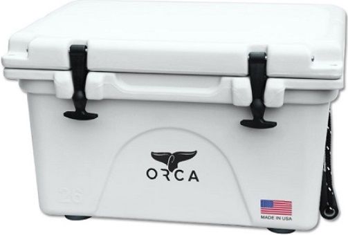 ORCA Outdoor Recreational Company of America BW040ORC White 40 Quart Roto Molded Cooler; 100 percent made in the USA; Are roto-molded in America's heartlands, lockable and come with a lifetime guarantee; Premium insulation that keeps your food and drinks cold and makes ice last days longer; UPC 040232017124 (BW-040ORC BW 040ORC BW040-ORC BW040 ORC)