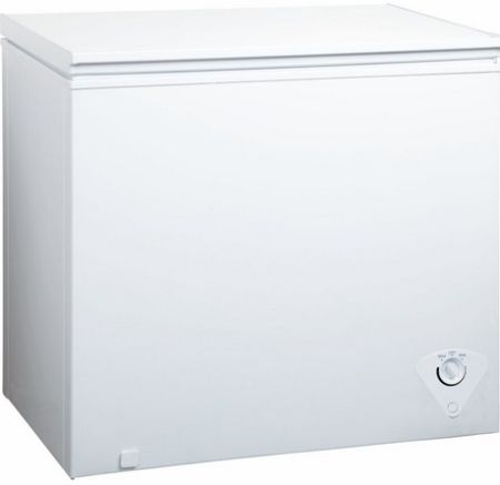 Equator CF 258-70 Chest Freezer, White, 7.0cu.ft/198L Net capacity, Mechanical temperature contol, Adjustable thermostat, Easy to clean interior, Portable design, Removable storage baske, Noise Level 39dB, Manual Defrosting, UPC 747037102580 (CF25870 CF-258-70 CF258-70 CF-258 70)