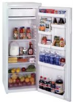Summit CM-117 Slim Line Refrigerator Freezer, 8.8 c.f., White, Reversible door, Interior light, Adjustable wire shelves, Fruit and vegetable crisper, Energy efficient design (CM117 CM 117 CM/117) 