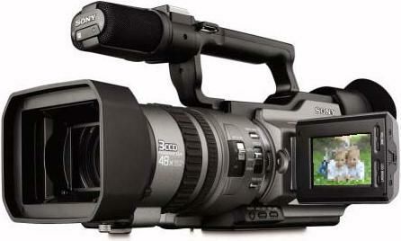 Sony DCR-VX2100E PAL 3 CCD Mini DV Camcorder, 12x Optical/48x Digital Zoom, Color Viewfinder, 2.5