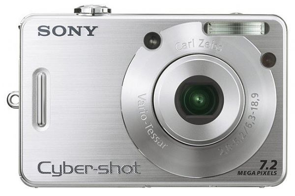 Sony DSC-W70 Cyber-shot Digital Camera, 7.2 Megapixel Super HAD CCD, Zoom 3X Optical, 2X Precision Digital, 6X Total, Silver, Alternative to DSC-V3 (DSC W70 DSCW70)