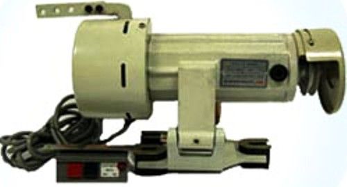 Yamata DSM-550 High Torque Electronic Direct Servo Motor; FINE TUNE Technology offers convenience in speed adjustment; Select your speed with the adjustment dial and further adjust the speed of the motor by controlling the foot pedal; Energy Saving, High Torque, Quiet; Pre-select dial settings: 500, 800, 1100, 1400, 1700, 2000, 2300, 2600, 2900, 3200, 3500 R.P.M. (DSM550 DSM 550 DS-M550)