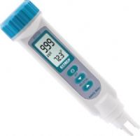Extech EC170 Salinity/Temperature Meter; Measure Salinity in aquaculture, environmental studies, ground water, Koi ponds, irrigation, drinking water, and other applications; Autoranging with 2 ranges of measurement; Built-in NaCl Conductivity to TDS conversion factor; Large 3-1/2 digit (2000 count) dual LCD; Data Hold, Auto Power Off and Low Battery Indication; UPC 793950051702 (EC-170 EC 170) 