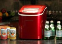 Franklin Chef FCI122R Portable Ice Maker with LED Display, Race Red, Produces up to 26 lbs of ice daily, 2 sizes of bullet-shaped ice cubes, Portable and lightweight, Full ice bucket indicator, Automatic overflow protectiob, Add water indicator, 1.5 lbs storage capacity, 2.2 liter water reservoir capacity, 13-minutes Operating cycle, UPC 858445003434 (FCI-122R FCI 122R FC-I122R FCI122) 