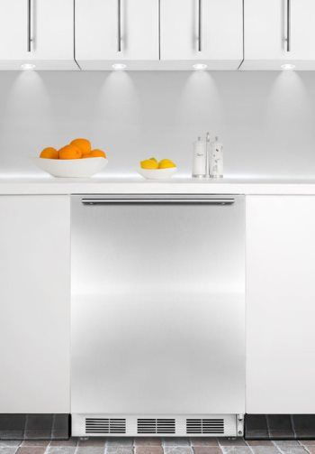 Summit FF6BI7SSHH Commercially Approved Built-in Undercounter All-refrigerator with Stainless Steel Door and Professional Horizontal Handle, White Cabinet, Less than 24 inches wide with a full 5.5 c.f. capacity, Reversible door, RHD Right Hand Door Swing, Automatic defrost, Hidden evaporator, One piece interior liner, Adjustable glass shelves (FF-6BI7SSHH FF 6BI7SSHH FF6BI7SS FF6BI7 FF6BI FF6)