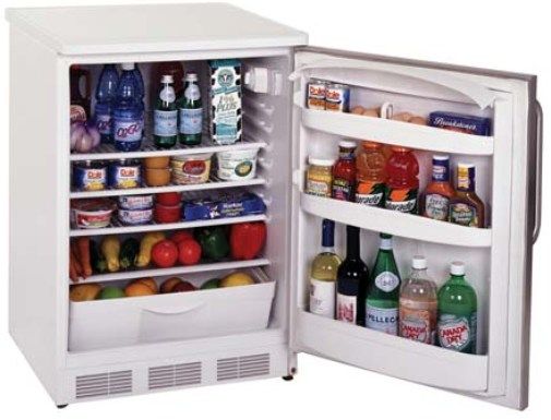Summit FF6L-7 Undercounter Compact Refrigerator,White, 5.5 Cubic Feet Capacity, Front lock, Full automatic defrost, Reversible door, Interior light, Adjustable wire shelves, Fruit and vegetable crisper, Sturdy Plastic handle, Energy efficient design (FF6L7 FF6L FF6-L7 FF-6L7 FF6)