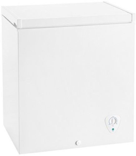 Frigidaire FFFC05M1QW Free-Standing Chest Freezer, White, 5 Cu. Ft. Capacity, Store-More Removable Basket, Adjustable Temperature Control, Power-On Indicator Light, Color-Coordinated Handle, Manual Defrost, Defrost Water Drain, 2 Adjustable Leveling Legs, Bottom Right Side Exterior Control Location, Mechanical Dial Controls, UPC 012505638664 (FFF-C05M1QW FF-FC05M1QW FFFC-05M1QW FFFC05M1Q FFFC05M1)