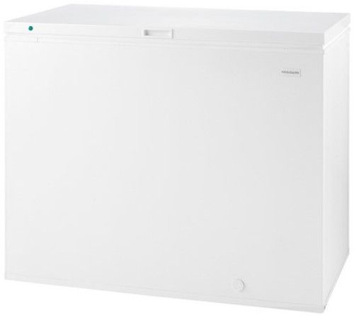 Frigidaire FFFC09M1QW Free-Standing Chest Freezer, White, 9.05 Cu. Ft. Capacity, Store-More Removable Basket, Built with American Pride, Adjustable Temperature Control, Power-On Indicator Light, Color-Coordinated Handle, Manual Defrost, Defrost Water Drain, 2 Adjustable Leveling Legs, Bottom Left Side Exterior Control Location, UPC 012505228926 (FFF-C09M1QW FF-FC09M1QW FFFC-09M1QW FFFC09M1Q FFFC09M1)