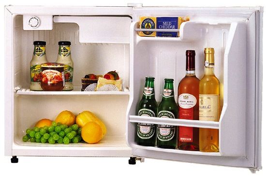 Daewoo FR-064R Compact Refrigerator, 1.7 CuFt, White, Replaced FR-062R FR062R, Freezer compartment with ice cube tray, Plastic shelves (FR064R FR 064R FR064 FR-064 FR0-64R)