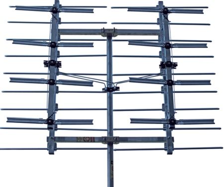 Winegard HD-8800 HD Series UHF Only Digital HDTV Antenna, HDTV reception up to 60 miles from a tower, Receives UHF signals, 26 Active Elements, 45