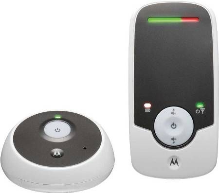 Motorola MBP160 Digital Audio Baby Monitor, 1.8 GHz DECT digital transmission, Has an impressive range of up to 990 feet and an out of range warning, Visual sound level indicator, Equipped with a high sensitivity microphone and DECT technology for sound clarity, Volume control, LED sound level indicator lights on the parent unit, UPC 816479012440 (MBP-160 MBP 160 MB-P160)