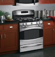 GE General Electric PGB908SEMSS Gas Range with 5 Sealed Burners, 30" Size, 5.0 cu. ft. Upper Oven Capacity, Self-Clean Oven Cleaning, Sealed Cooktop Burners, 270 degree of turn Valves, QuickSet V QuickSet Oven Controls, Porcelain Enameled One-Piece Upswept Cooktop, Heavy-Cast Removable Grates, Dishwasher-Safe Continuous Grates, Electronic Ignition System, 2 Oven Racks, Stainless Steel Finish (PGB908SEMSS PGB908SEM-SS PGB908SEM SS PGB908SEM PGB-908SEM PGB 908SEM) 