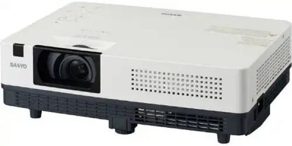 Sanyo PLC-XK2600 XGA Ultra-Portable Multimedia Projector, 2600 ANSI Lumens, Resolution XGA (1024x768), Contrast Ratio (Full on / off) 2000:1, Image Size 40