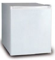 Sunpentown RF-170W 1.7 Cu. Ft. Compact Refrigerator, White (RF 170W, RF170W) 