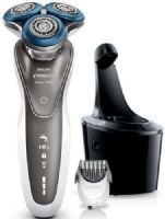 Norelco S7720/85 Series 7700 Wet & Dry Electric Shaver; Comfort rings reduce friction for smooth skin; Heads flex in 5 directions for more comfort and less effort; Gently guides the hairs for a close, skin friendly shave; Dual-blades gently lift hair to cut even closer; AquaTec for wet or dry shaving; Click-on Beard Styler with 5 length settings; UPC 075020048523 (S772085 S7720-85 S7720 85) 