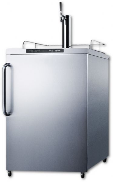Summit SBC635MOS Freestanding Residential Outdoor Beer Dispenser, Auto Defrost With Digital Thermostat, Stainless Steel Wrapped Exterior, And Towel Bar Handle; Professional towel bar handle, curved handle in brushed stainless steel; Full-sized, large 5.6 cu.ft. interior accepts half, quarter, and mini kegs; UPC 761101046198 (SUMMITSBC635MOS SUMMIT SBC635MOS SUMMIT-SBC635MOS)