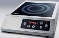 Summit SINCCOM1 Induction Cooktop for Portable Commercial Use, Smooth surface made of durable and elegant black glass, 7 power levels, 1800W, Cool surface, Automatic pan recognition, Interior coil turns off after 30 seconds if there is no induction cookware on top, Program to keep track of cooking time, Induction Heating (SIN-CCOM1 SINC-COM1 SINCC-OM1 SINCCOM) 
