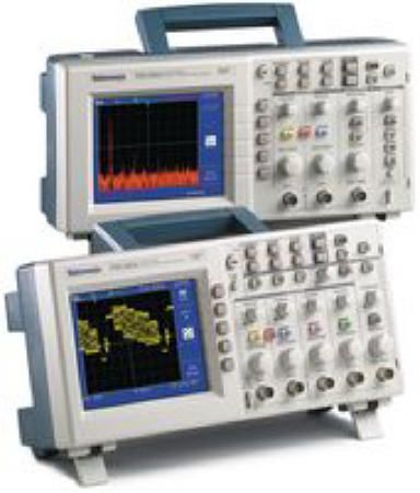 Tektronix TDS2002B 60MHz Color Digital Storage Oscilloscope 2CH; 60MHz bandwidth; Real time sample rate of 1GS/s; LCD monochrome display