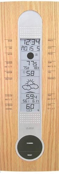 La Crosse WS-7391OAK Wireless Wood Weather Station, Oak Finish, Transmission Frequency 433.92 MHz, Transmission Range Up to 80 Feet (WS-7391-OAK WS7391OAK WS-7391 WS7391 WS-7391U 757456995434)