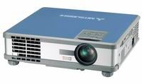 Mitsubishi XL8U ColorView LCD Projector, 2000 ANSI Lumens, 1024x768 XGA Resolution, 350:1 Contrast Ratio, 5.9 lbs. (XL8, XL 8U, XL-8U)