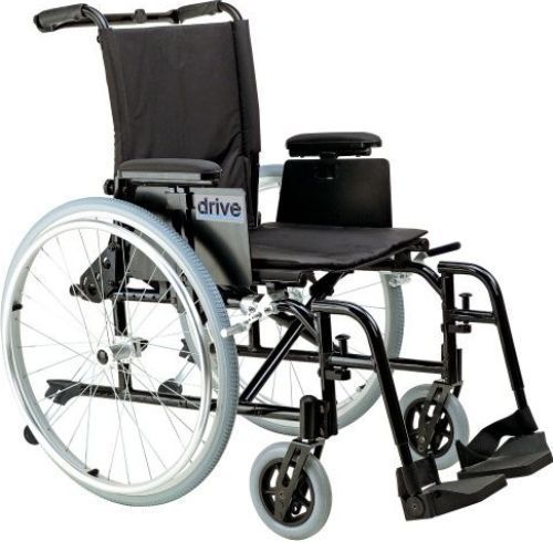 Drive Medical AK518ADA-ASF Cougar Ultra Lightweight Rehab Wheelchair, Swing away Footrests, 18