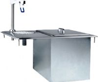 Delfield 204 Drop In Water Station / Glass Filler With Ice Storage Chest / Bin, Holds 45 lb. of ice, Drop In Installation, 1 Number of Faucets, Push Back Style , Water Stations, 1/2" Water Inlet Size, 21" Cutout Width, 17.75" Cutout Depth, UPC 400010068067 (204 DELFIELD204 DELFIELD-204 DELFIELD 204) 