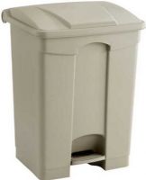 Safco 9922TN Plastic Step-On Waste Receptacle, Step-on opening, Automatically closing cover, Smooth finish, 17-gallon capacity for waste removal in large quantities, Large capacity waste receptacle for hospitality or public spaces, UPC 073555992267, Tan Finish (9922TN 9922-TN 9922 TN SAFCO9922TN SAFCO-9922-TN SAFCO 9922 TN)  